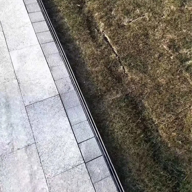 Canal de drenagem linear antiderrapante e resistente ao desgaste